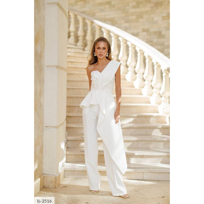 Модні костюми IL-2516 — обери свій стиль