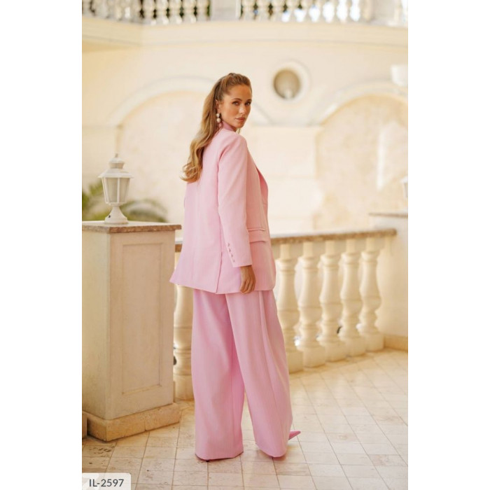 Костюми 2025 IL-2597 — трендові фасони