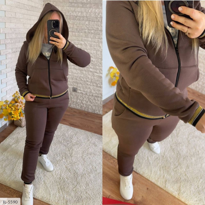 XL+ костюми IL-5590 — сучасна мода