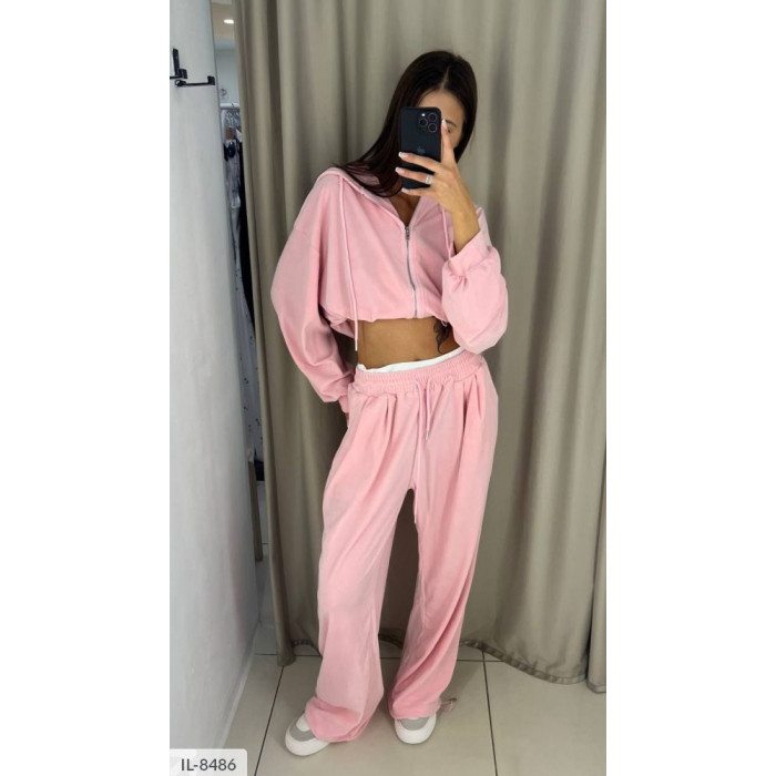 Стильні костюми для спорту IL-8486 — практичність і мода