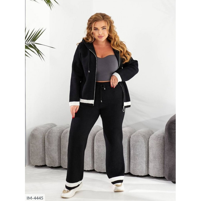 Модні костюми XL+ IM-4445 — гармонія стилю і практичності