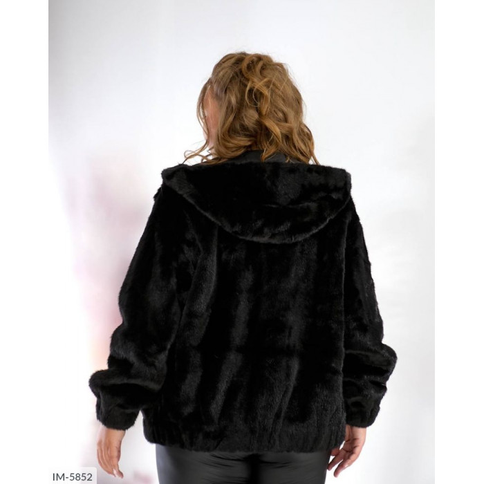 Модні куртки Plus Size IM-5852 — зручність і мода