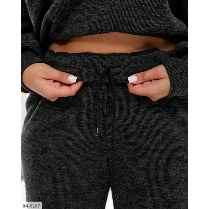 Костюми великого розміру IM-6187 — сучасна класика