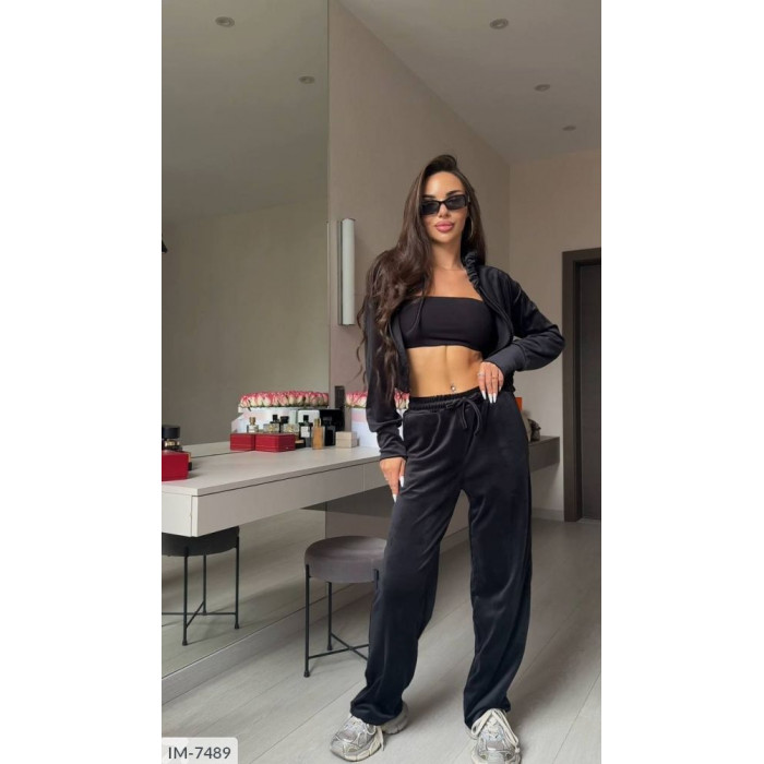 Жіночі прогулянкові костюми IM-7489 — новинки сезону