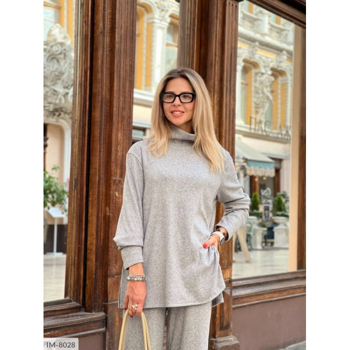 Жіночі костюми Odessa Moda IM-8028 — елегантність і зручність