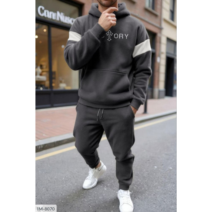 Чоловічі костюми IM-8070 — сучасна класика