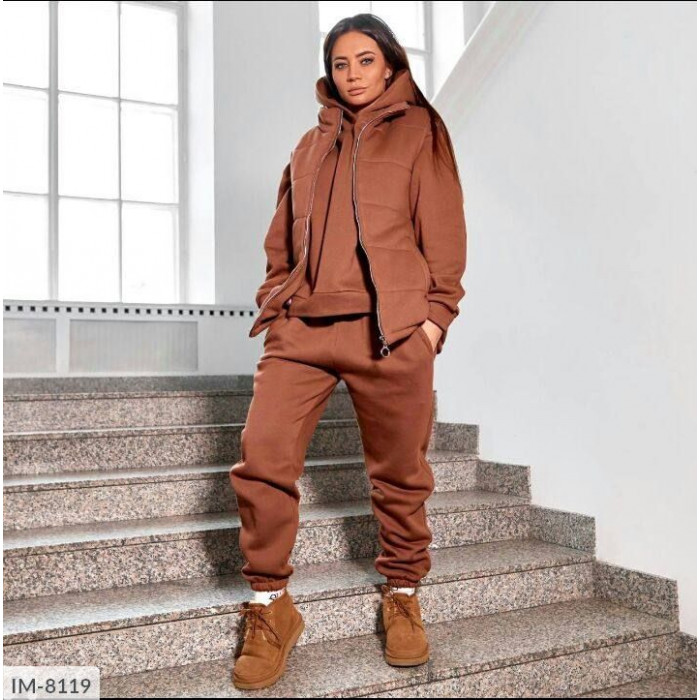 Стильні образи від Odessa Moda IM-8119 — костюми на кожен день