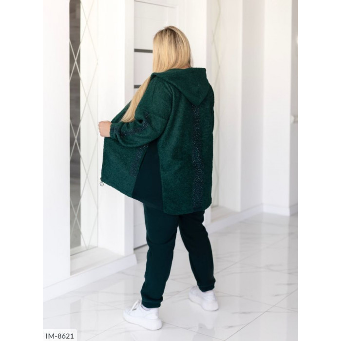 Жіночі прогулянкові костюми IM-8621 — елегантність у кожному русі