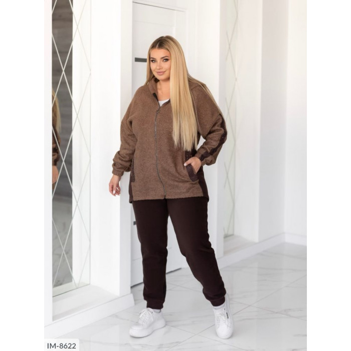 Модні прогулянкові костюми великого розміру IM-8622 — комфорт і стиль