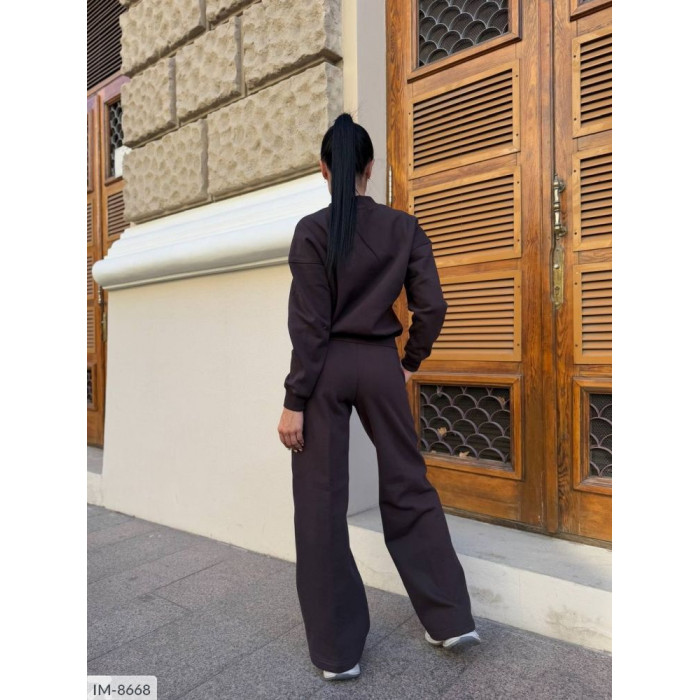 Комфорт і мода IM-8668 — костюми для прогулянок