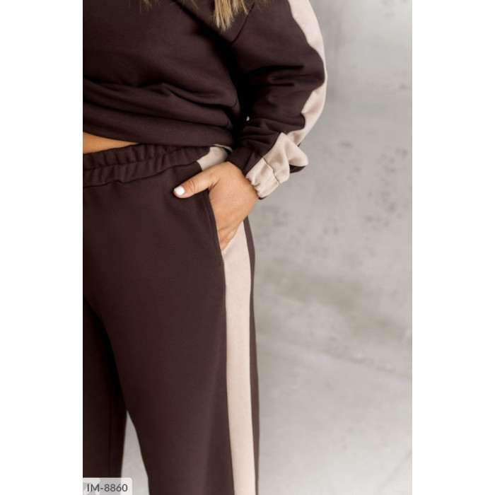 Модні прогулянкові костюми великого розміру IM-8860 — комфорт і стиль