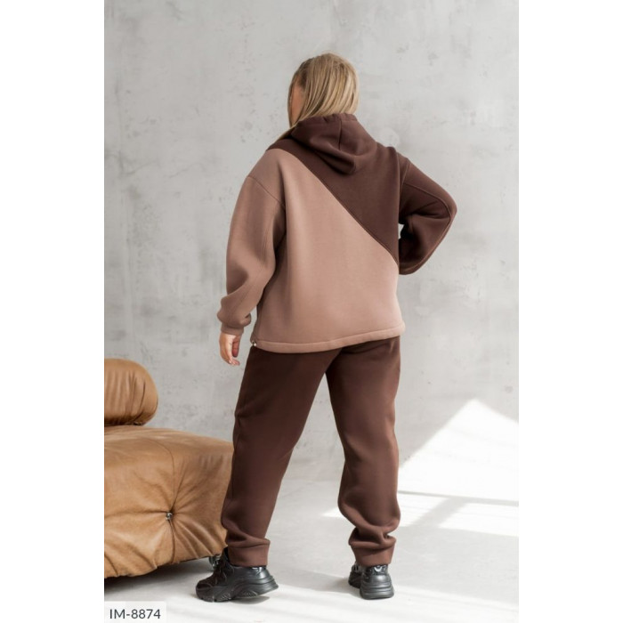 Спортивні костюми великого розміру IM-8874 — комфорт і мода