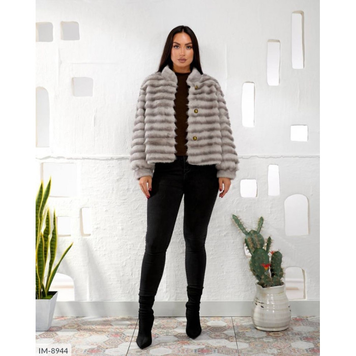 Модні куртки Plus Size IM-8944 — зручність і мода