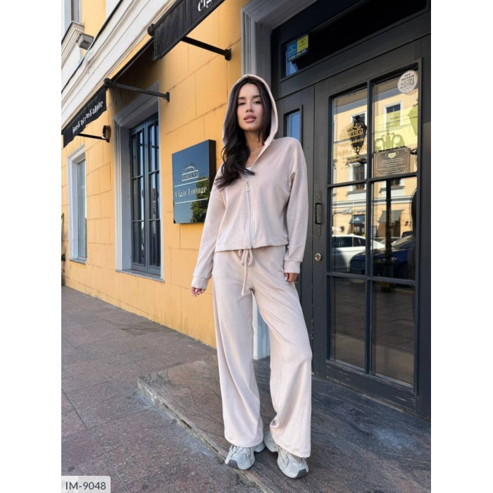 Жіночі спортивні костюми IM-9048 — тренди сезону 2025