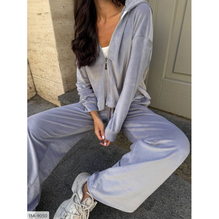 Спортивний стиль для кожної IM-9050 — Odessa Moda