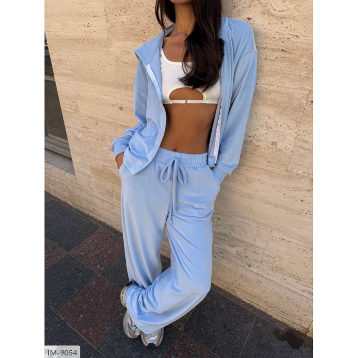 Спортивні костюми IM-9054 — трендовий вибір цього сезону