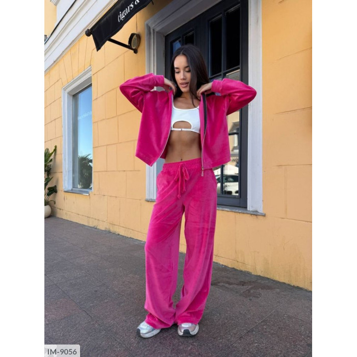 Модні спортивні костюми для активних жінок IM-9056