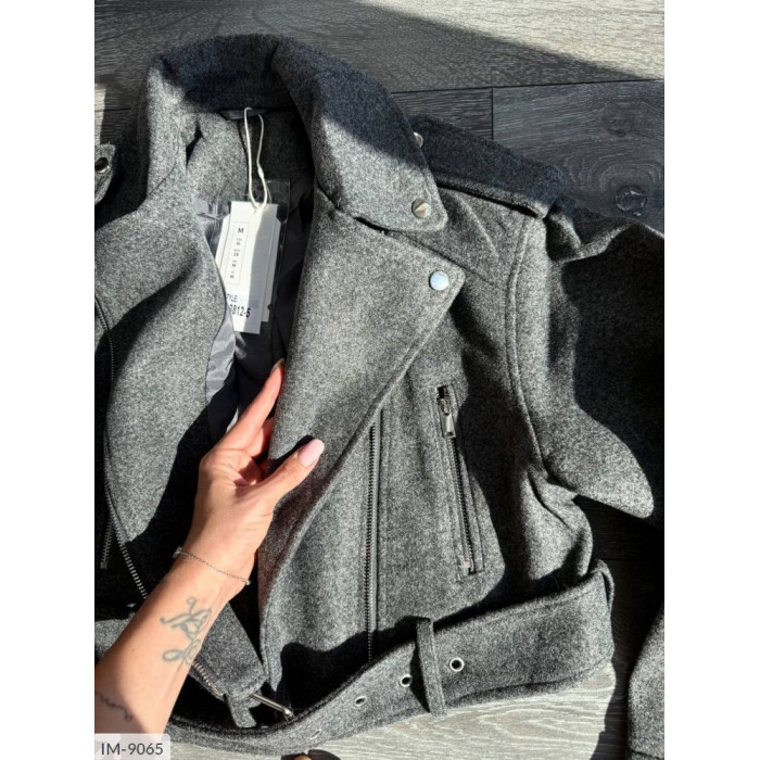 Модний верхній одяг IM-9065 — твій ідеальний вибір