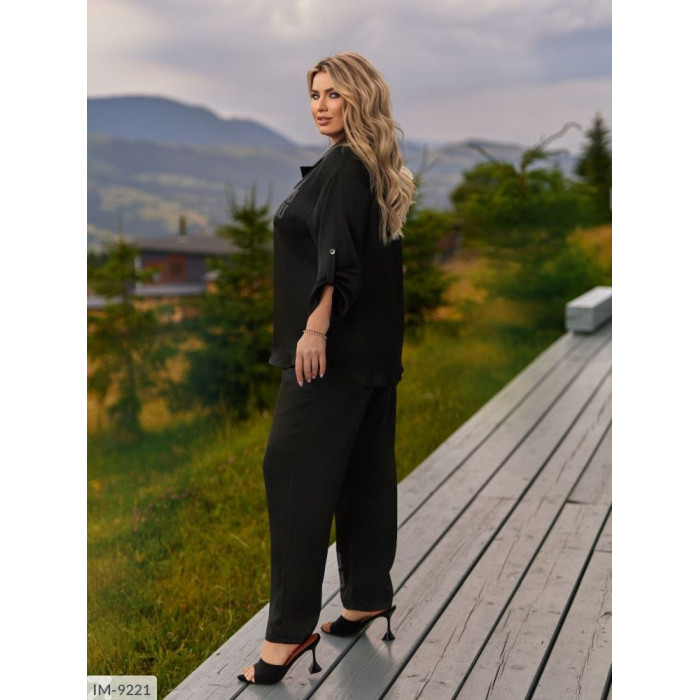 Жіночі костюми XL+ IM-9221 — елегантність і зручність