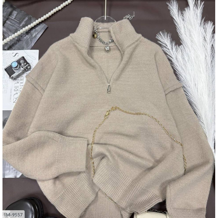Модні светри IM-9557 — тренди сезону