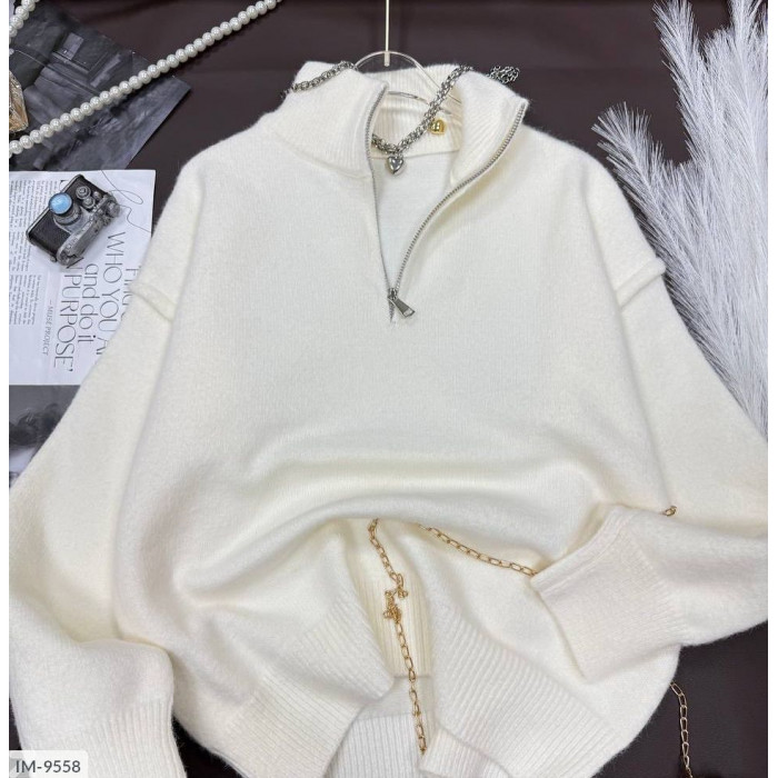 Светри жіночі IM-9558 — практичність і шарм