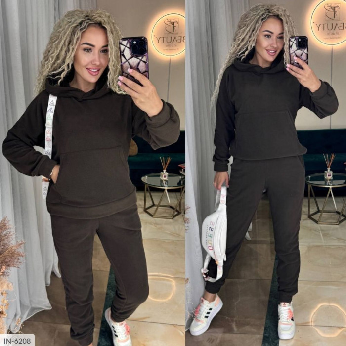 Модні костюми для спорту IN-6208 — легкість і комфорт