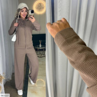 Прогулянковий костюм IN-6237