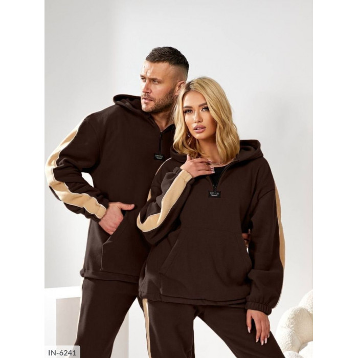 Стильні костюми для спорту IN-6241 — практичність і мода