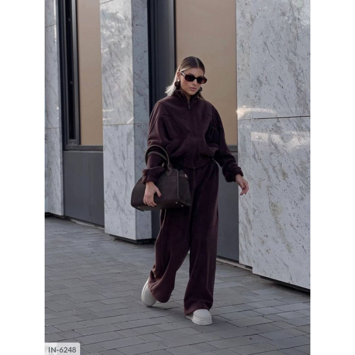 Модні костюми IN-6248 — легкість і впевненість у кожному русі