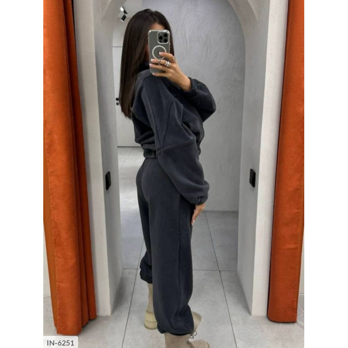 Жіночі прогулянкові костюми IN-6251 — новинки сезону