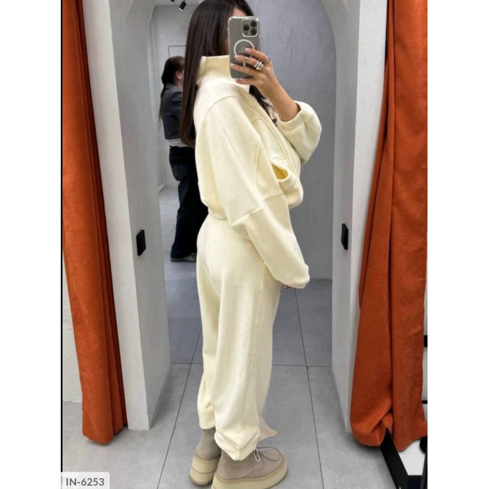 Модні костюми для прогулянок і відпочинку IN-6253