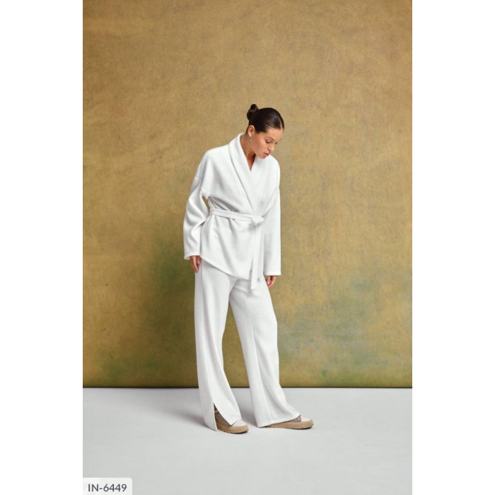 Жіночі костюми IN-6449 — сучасний дизайн і комфорт