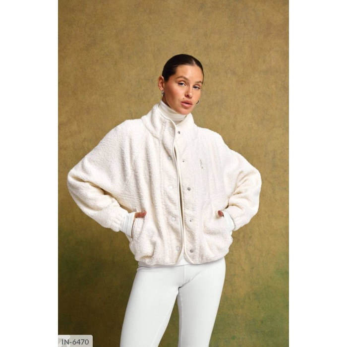 Верхній одяг IN-6470 — тепло і стиль у кожній деталі
