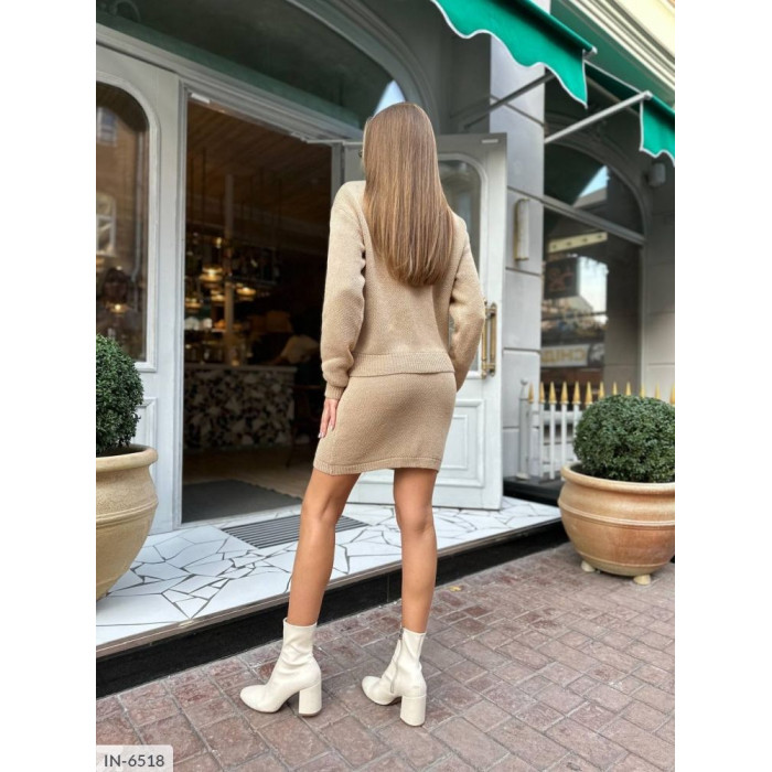 Жіночі костюми IN-6518 — новинки сезону