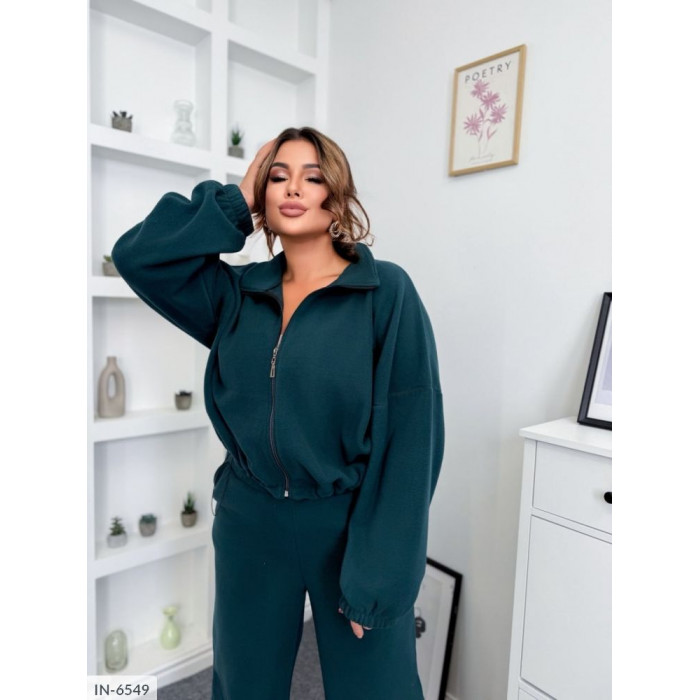 Жіночі прогулянкові костюми IN-6549 — елегантність у кожному русі