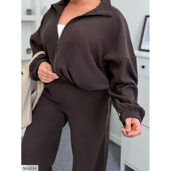 Жіночі прогулянкові костюми IN-6554 — елегантність у кожному русі