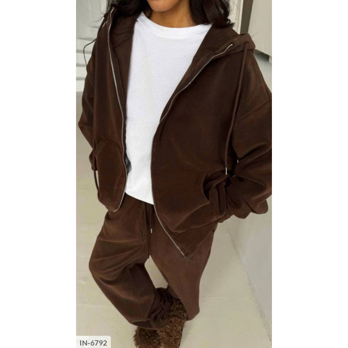 Модні костюми для прогулянок і відпочинку IN-6792