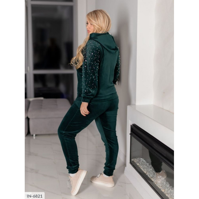 Модні костюми IN-6821 — створені для твого комфорту