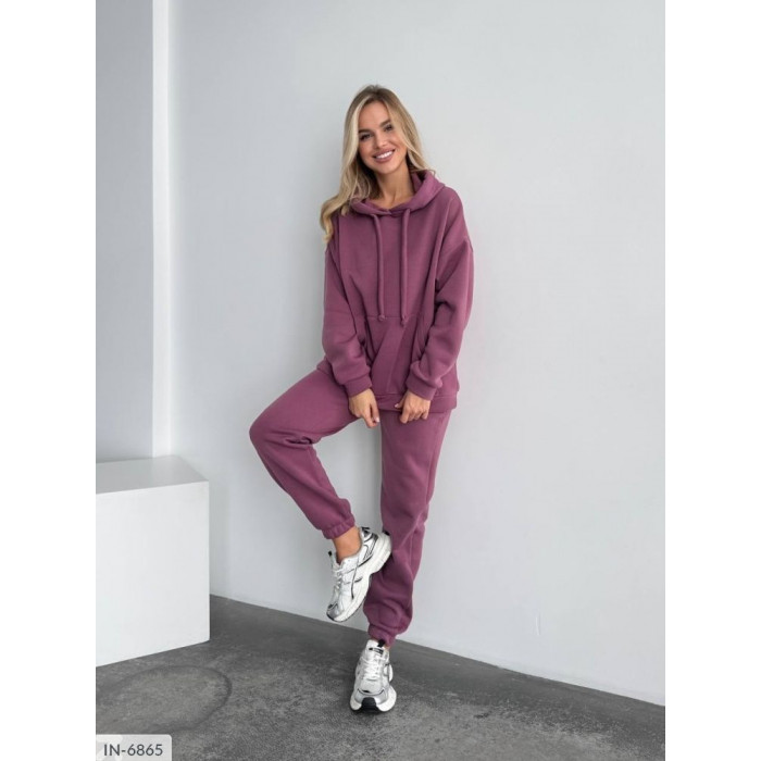 Модні спортивні костюми для активних жінок IN-6865