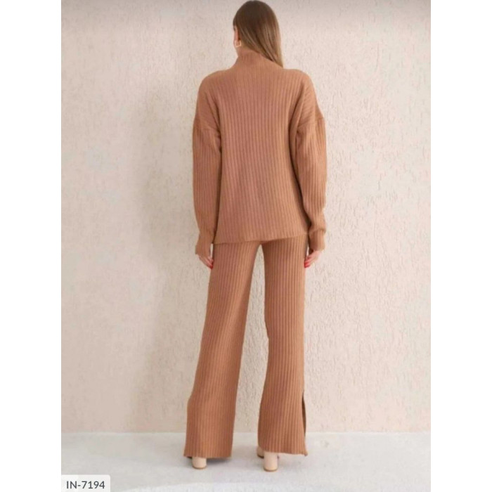 Модні костюми IN-7194 — будь у тренді