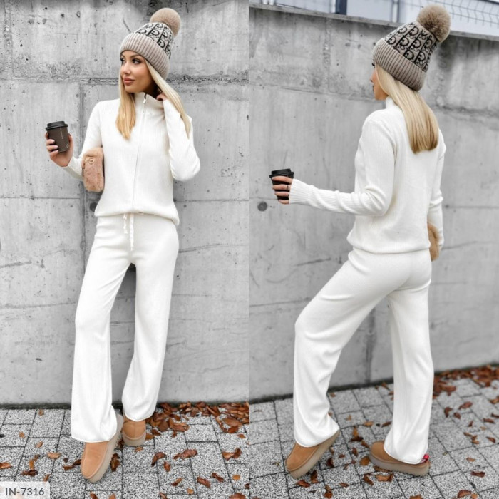 Жіночі костюми IN-7316 — новинки сезону