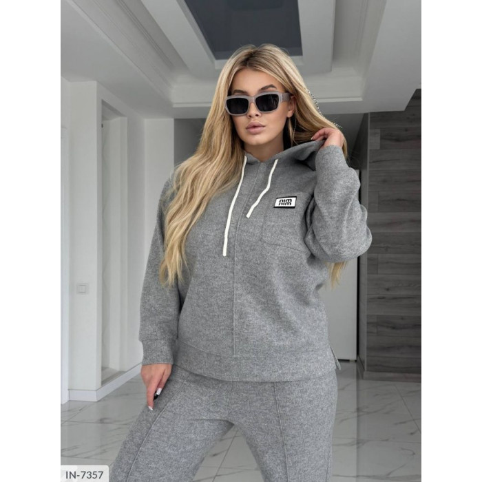 Жіночі прогулянкові костюми XL+ IN-7357 — тренди сезону
