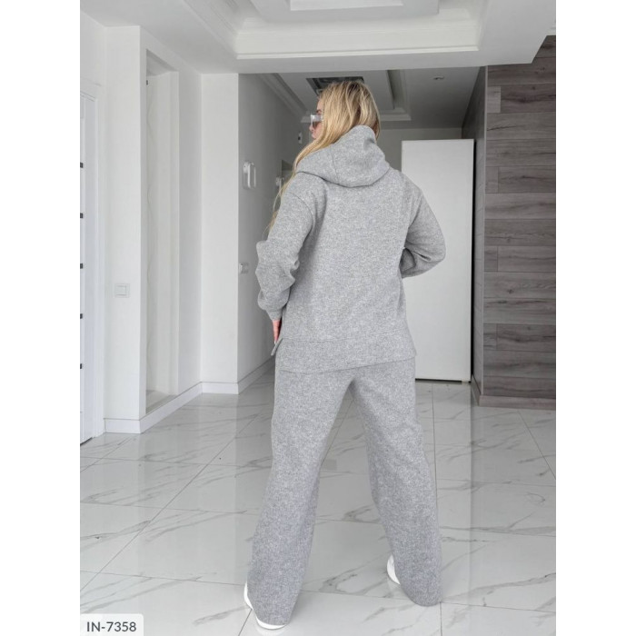Жіночі прогулянкові костюми XL+ IN-7358 — тренди сезону
