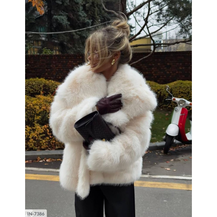 Верхній одяг IN-7386 — комфорт і мода в одному