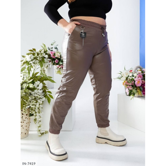 Модні фасони штанів XL+ IN-7419 — комфорт і впевненість