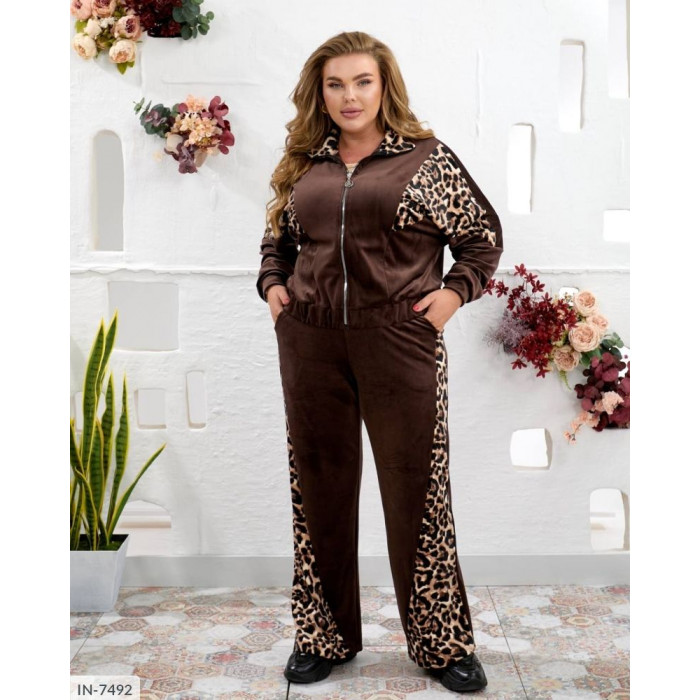 Модні прогулянкові костюми великого розміру IN-7492 — комфорт і стиль