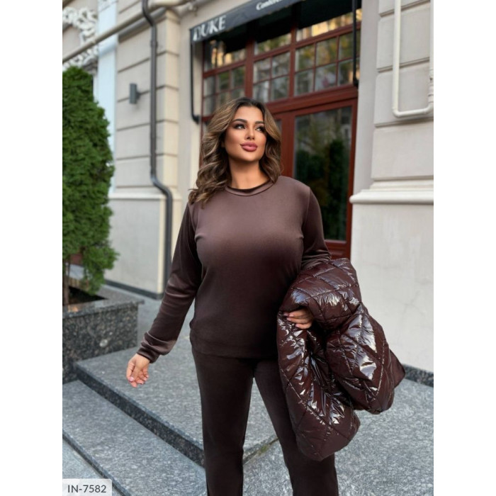 Костюми Plus Size IN-7582 — зручність і впевненість