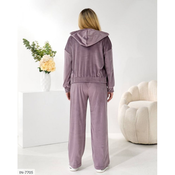 Костюми великого розміру IN-7705 — зручність і стиль