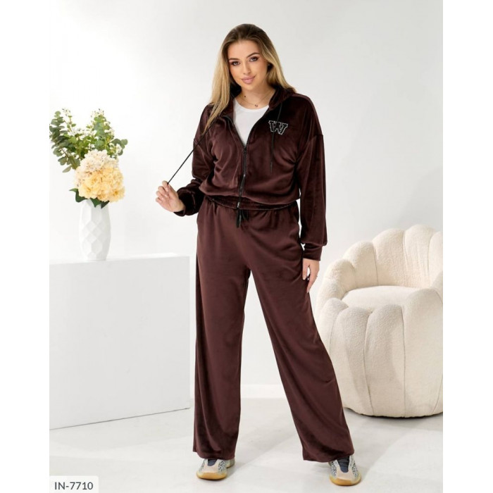Костюми Plus Size IN-7710 — тренди для активних жінок