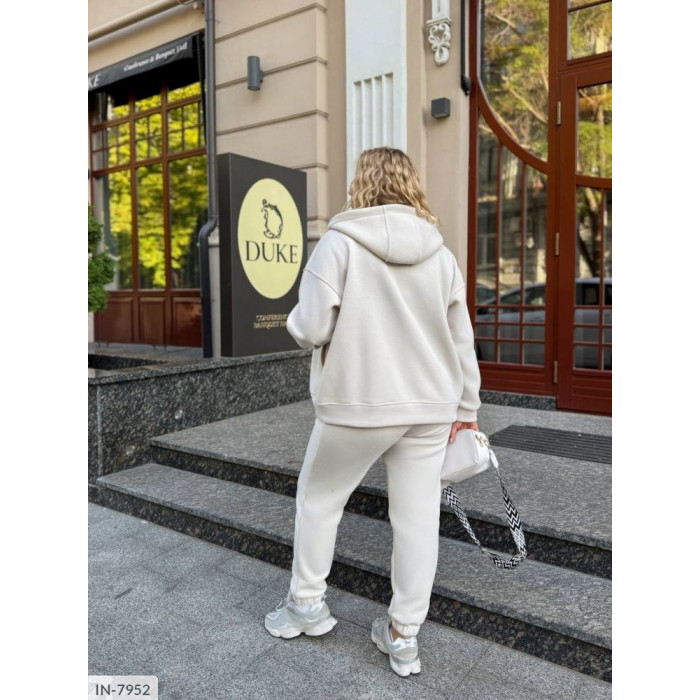 Костюми Plus Size IN-7952 — тренди для активних жінок